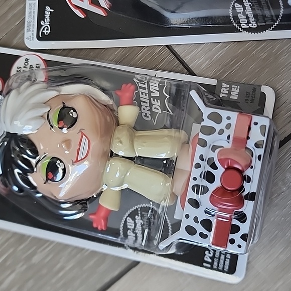 NEW Cruella De Vil Funko Popsie Mother's Day pop up greeting card characters - Picture 6 of 13